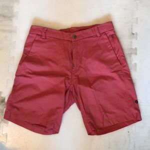 Small Lululemon Salmon color commission shorts